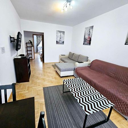 Green Kabaty Apartment 2 วอร์ซอ ภายนอก รูปภาพ